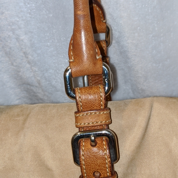 ❇️Prada❇️. 🛑 SOLD 🛑 - Picture 7 of 12